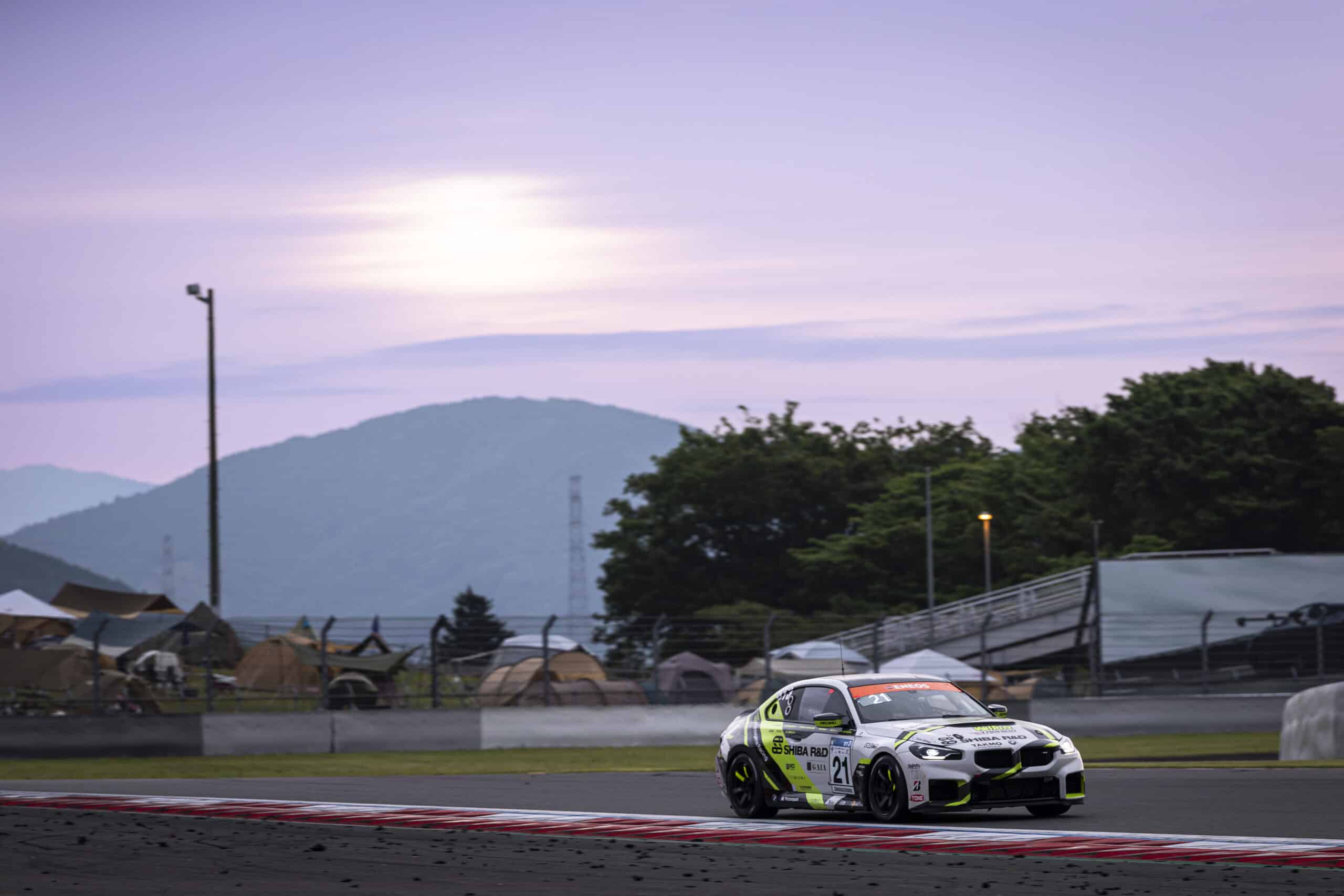 10万キロ超の車にあと10年乗るためのオイル選びとメンテ計画 - TAKMO